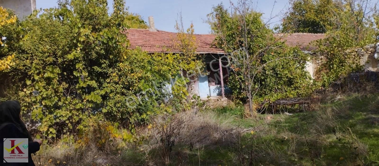Kaymen Emlak Satılık 560 M2 Üzerine Müstakil Ev İle Müştemilat - Görsel 3