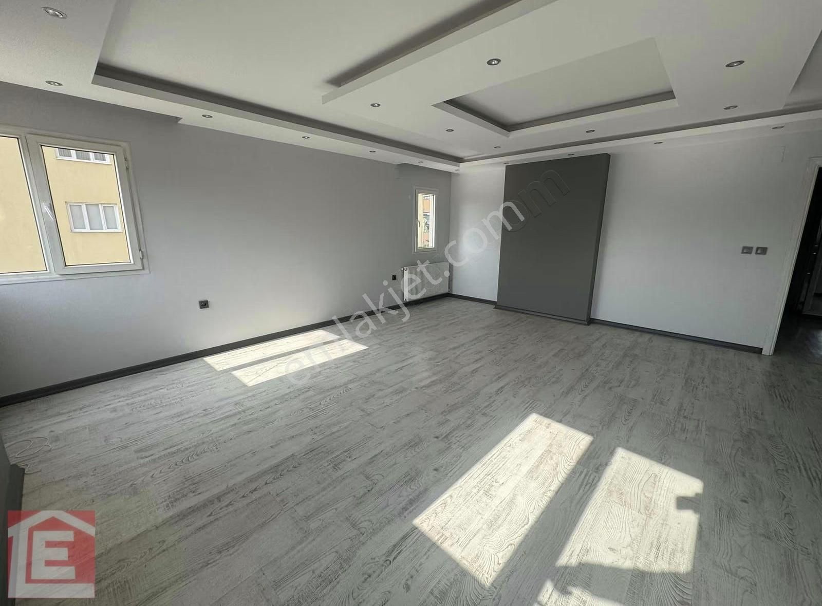 Lider'den Turgut Özal Blv Üzerinde Hasarsız 4+1 Çift Banyolu - Görsel 28