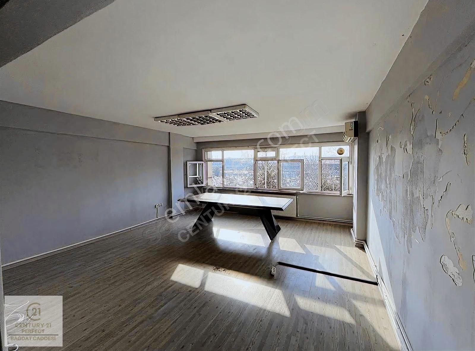 Hasanpaşa Mükemmel Konumda Taşınmaya Hazır Temiz Kiralık Daire - Görsel 3