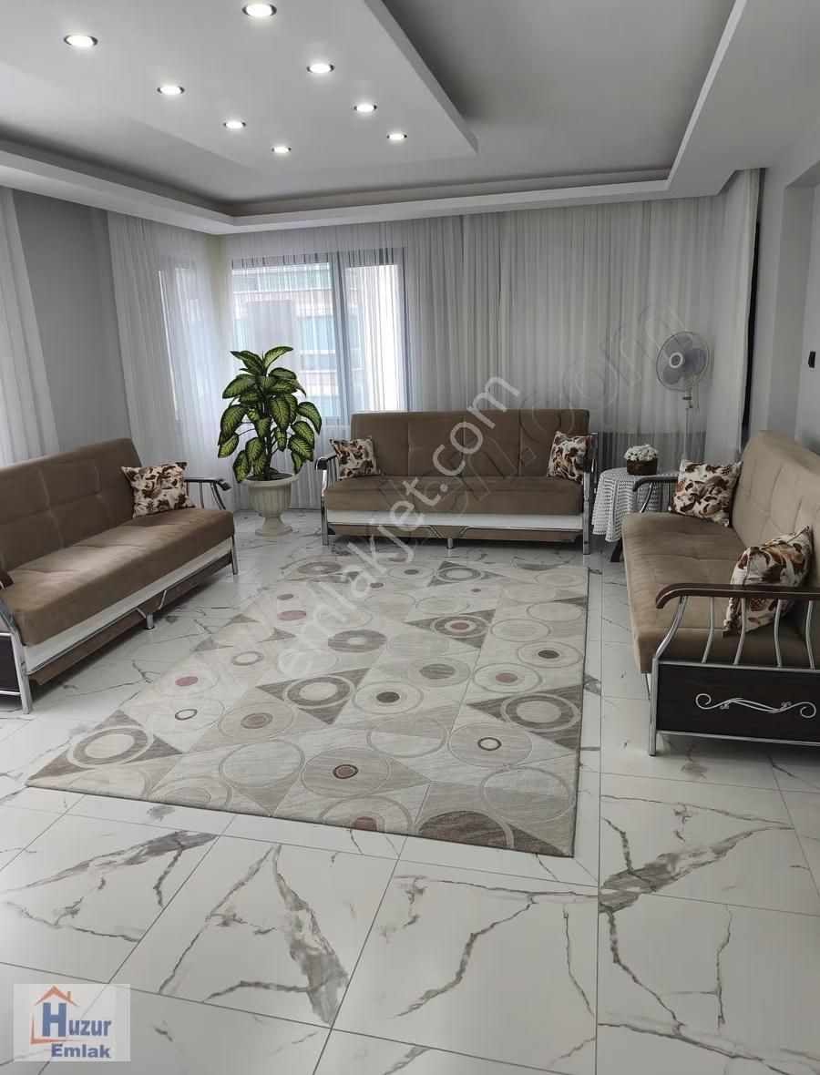 Uydukentte Geniş 3+1 Satılık Fırsat Daire - Görsel 3