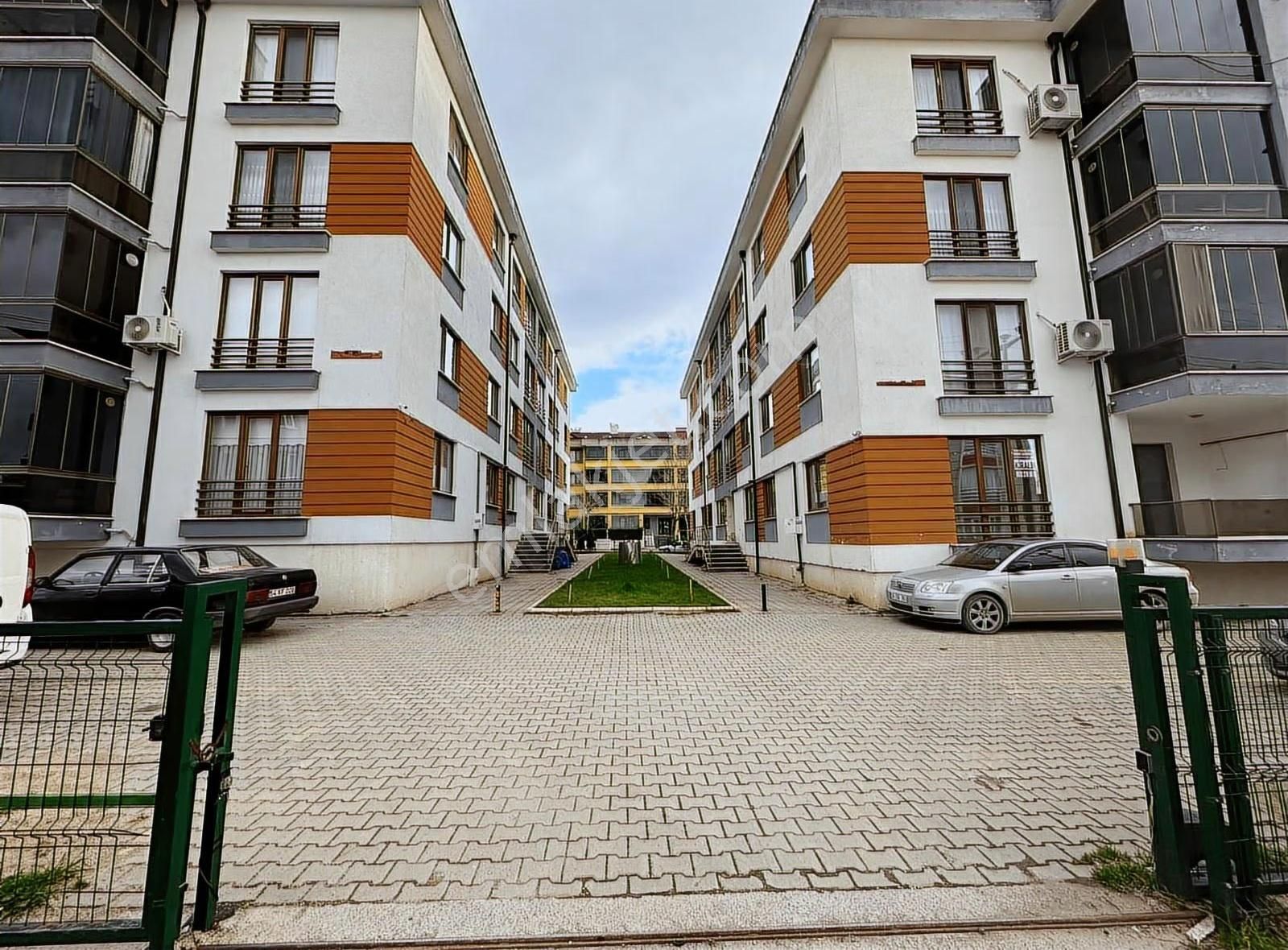 Ebeveyn Banyolu & Yerden Isıtmalı İskanlı Satılık Daire(detaylar - Görsel 31