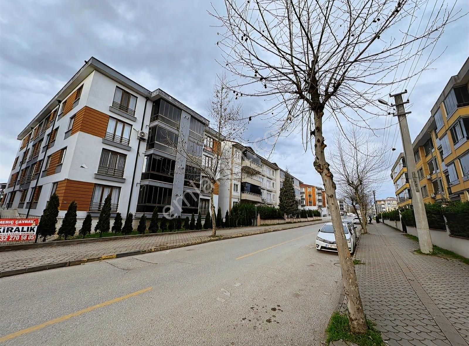 Ebeveyn Banyolu & Yerden Isıtmalı İskanlı Satılık Daire(detaylar - Görsel 24