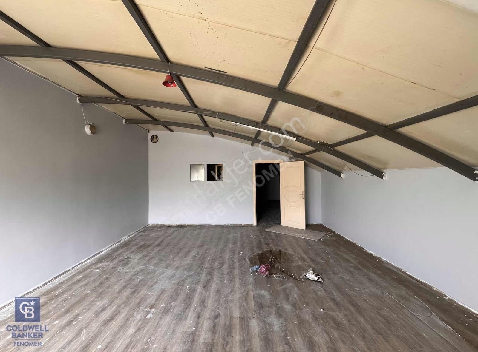 Sultanbeyli Aytop Gıda Sitesi'nde İmalata Uygun 567 M2 Depo - Görsel 4