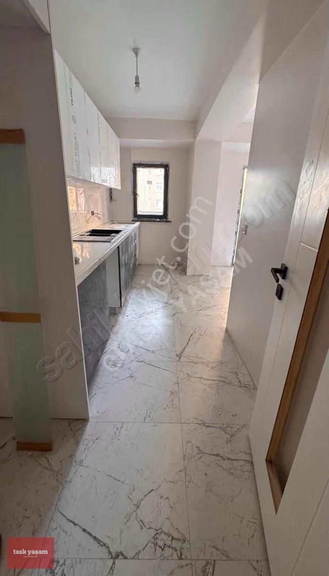 Kağıthane Merkezde Net 140m2 Otoparklı Dublex Sıfır Daire - Görsel 24