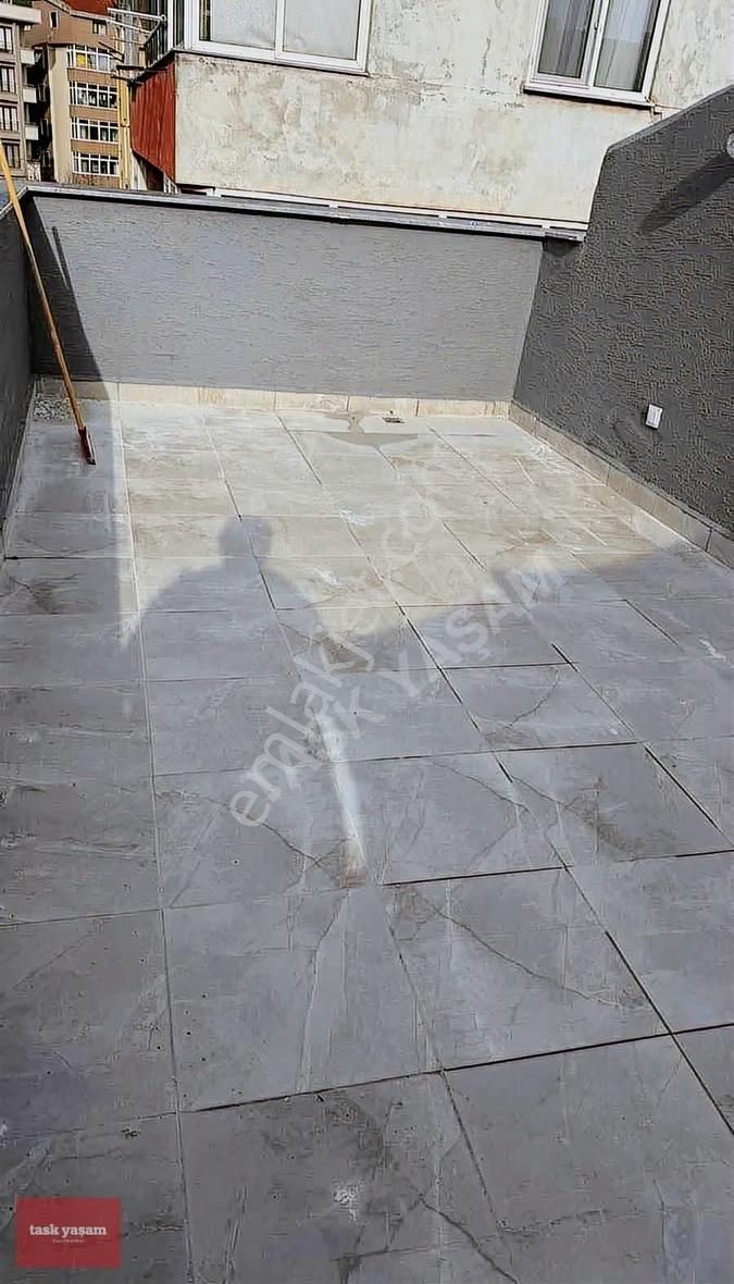 Kağıthane Merkezde Net 140m2 Otoparklı Dublex Sıfır Daire - Görsel 23