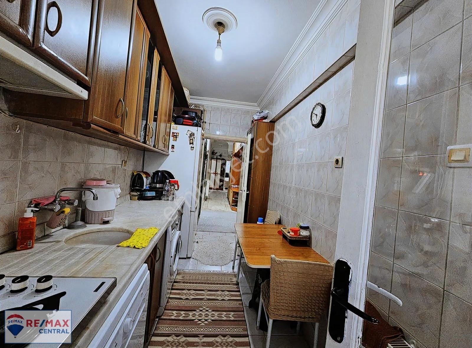 Remax Central'dan Vali Varinli Caddesinde Kullanışlı 3+1 Daire - Görsel 4