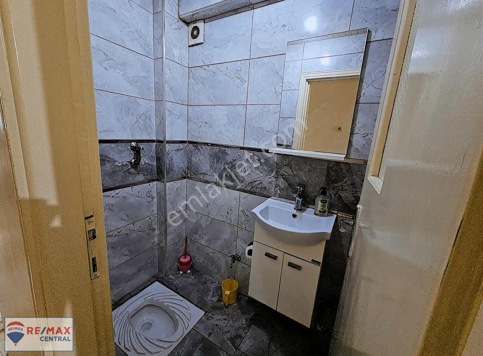 Remax Central'dan Vali Varinli Caddesinde Kullanışlı 3+1 Daire - Görsel 2