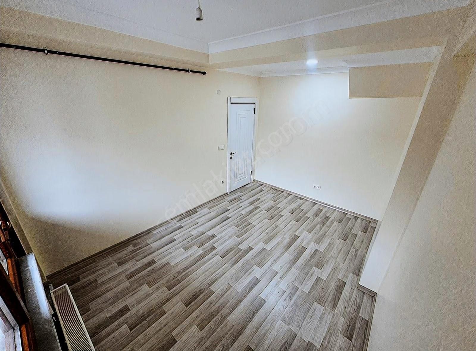 Bayramapaşa Vatan Mah. Temiz Kelepir Dubleks Satılık Daire - Görsel 8