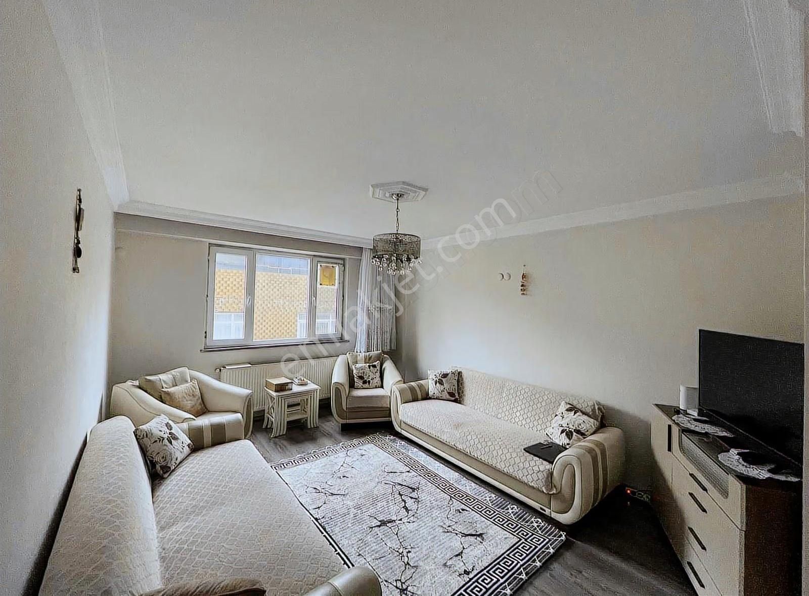 B.paşa Altıntepsi |köşe Bina |ayrı Girişli 5+2 |satılık Dubleks!