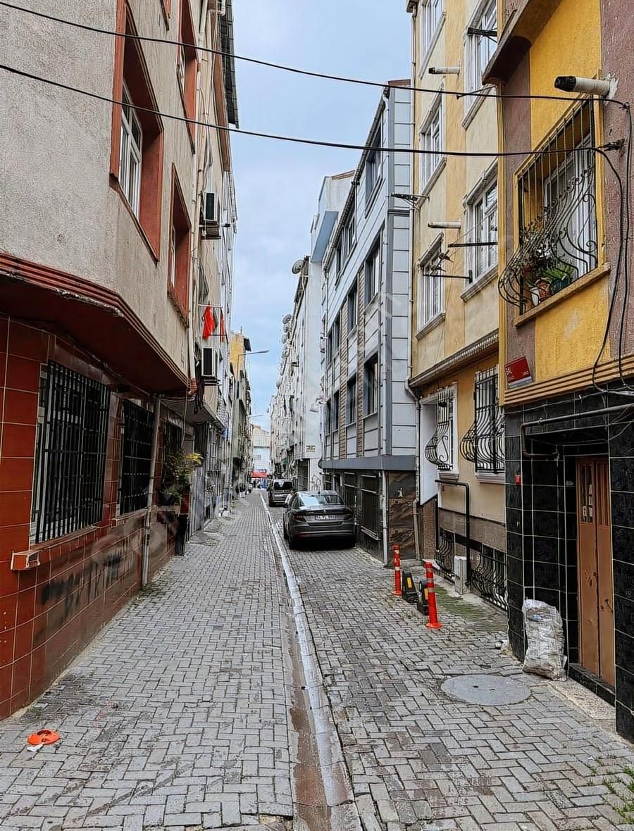 Bayrampaşa Orta Mah.temiz Kullanışlı Daire - Görsel 7