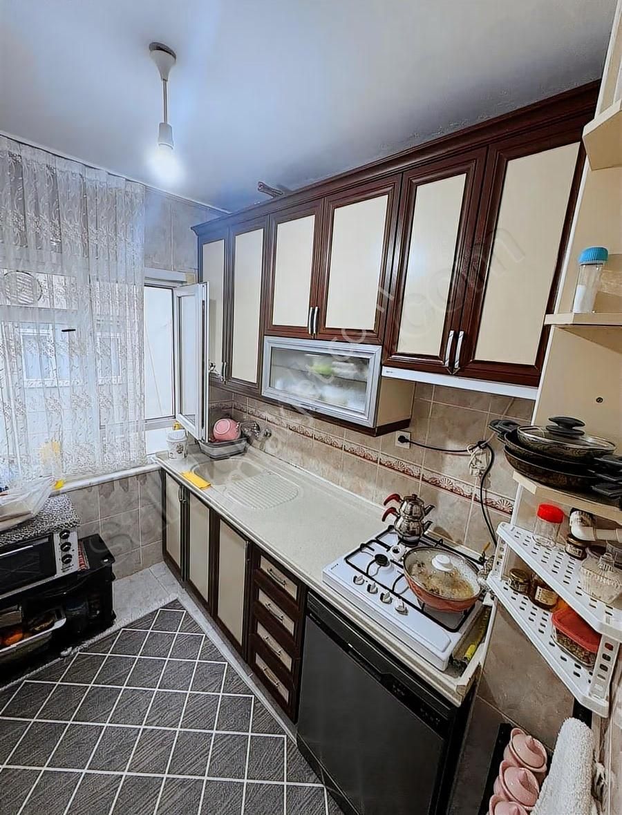 Bayrampaşa Orta Mah.temiz Kullanışlı Daire - Görsel 3