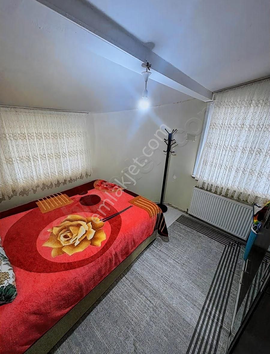 Bayrampaşa Orta Mah.temiz Kullanışlı Daire - Görsel 4