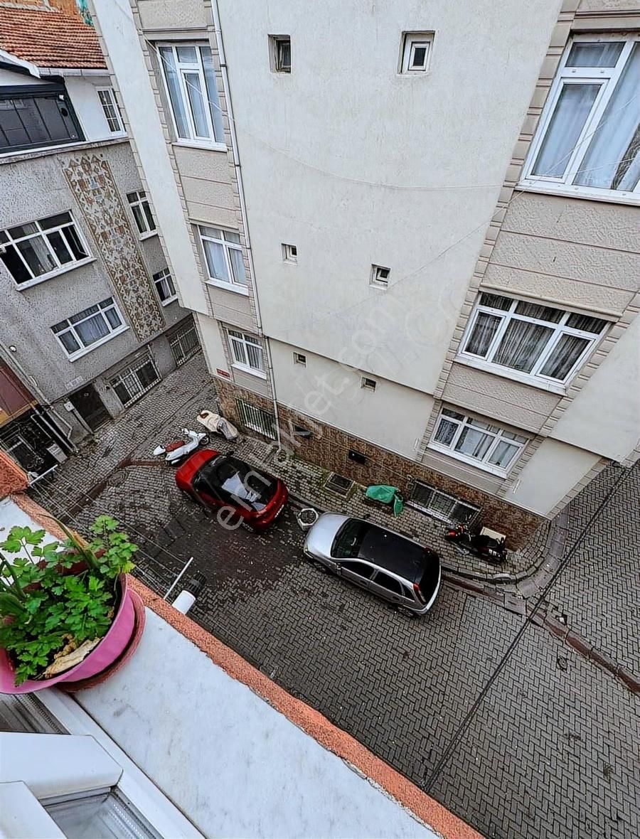 Bayrampaşa Orta Mah.temiz Kullanışlı Daire - Görsel 19