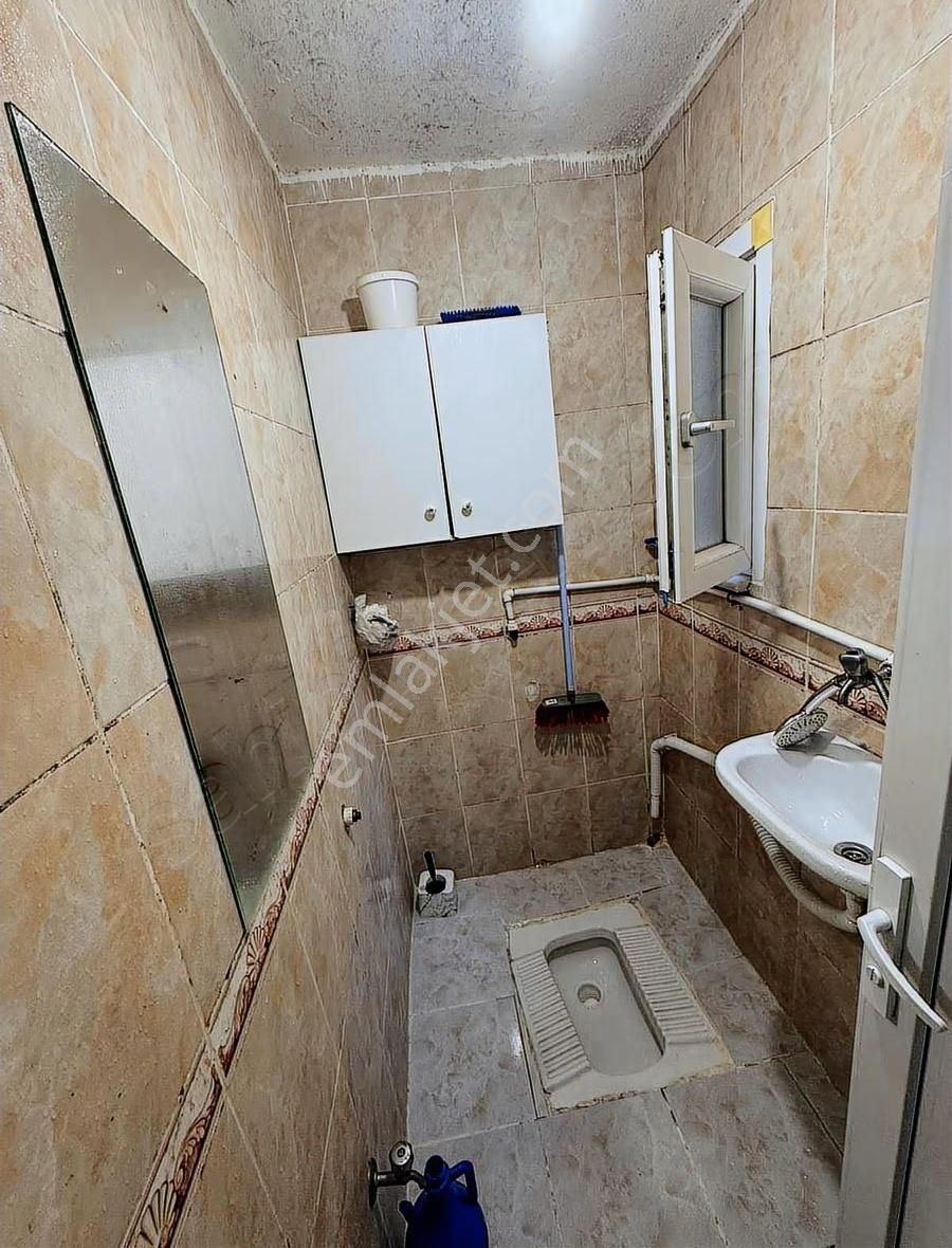 Bayrampaşa Orta Mah.temiz Kullanışlı Daire - Görsel 12