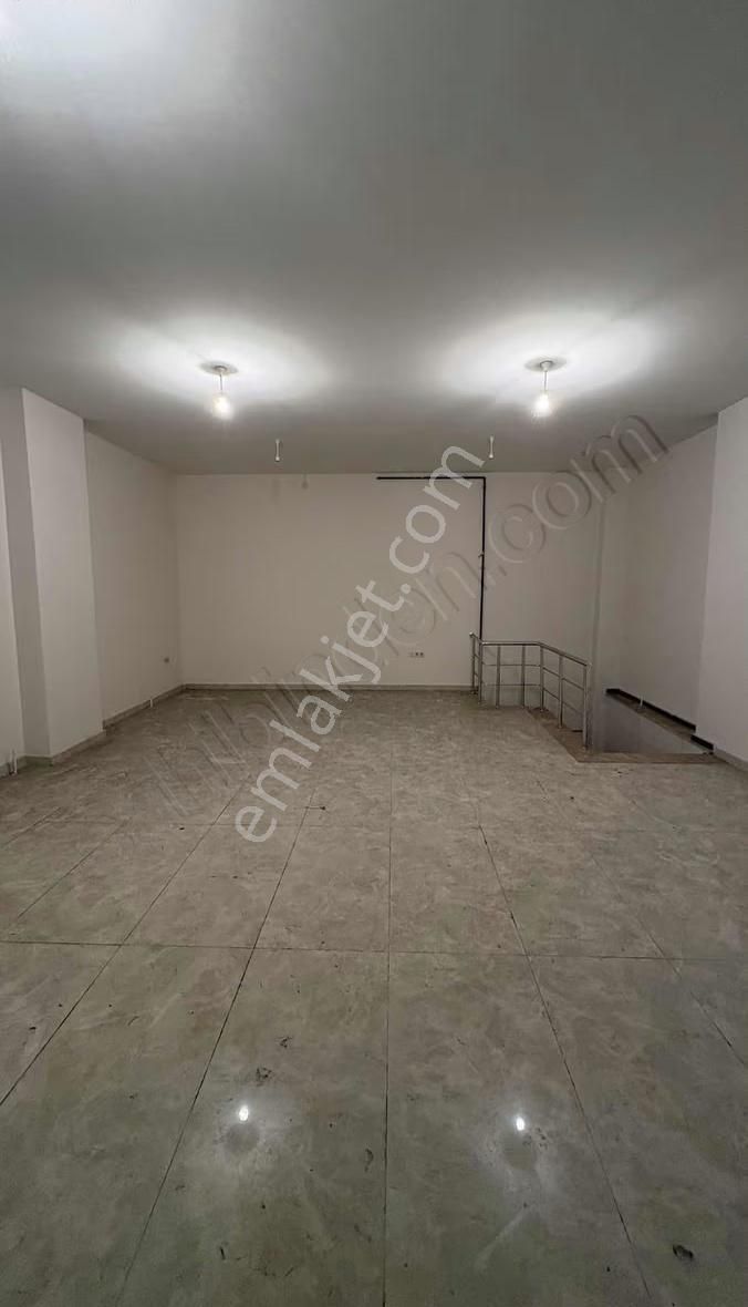 İsmetpaşa Mahallesı Sağmacılar Metro Karşısı Satılık Dükkan - Görsel 2