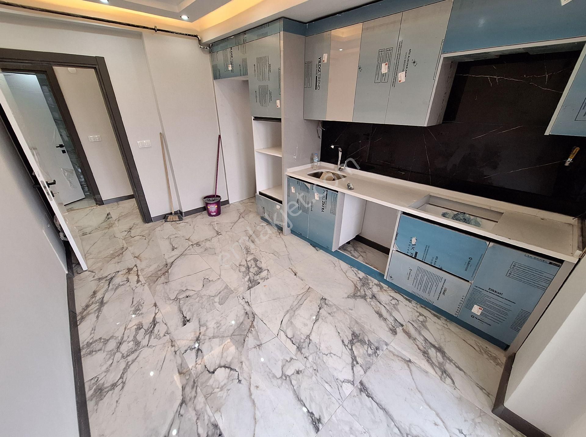 Havuzlu Site İçi, Kapalı Otoparklı, Asansörlü 3+1 Arakat Daire - Görsel 11