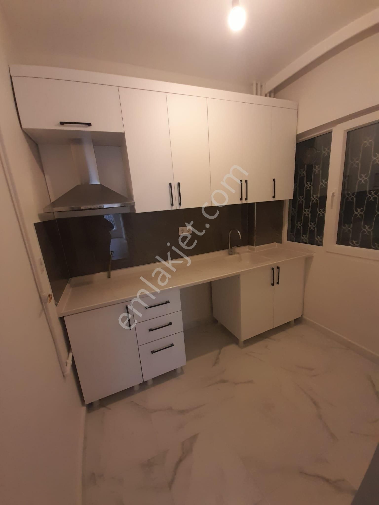 Ankara Valiliği Yanı Sıhhıyede Merkezi Lokasyonda Kiralık Full Yapılı Daire - Görsel 29