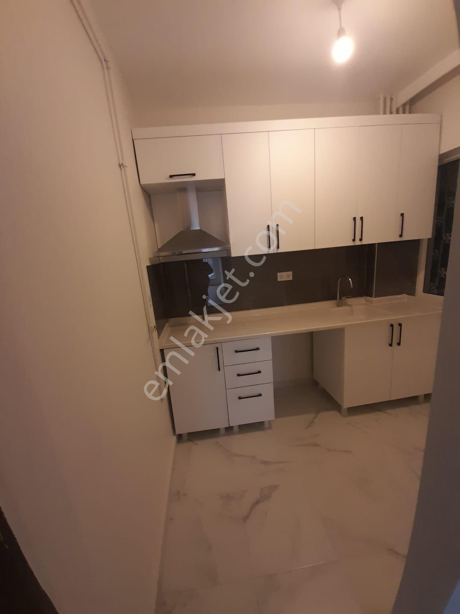 Ankara Valiliği Yanı Sıhhıyede Merkezi Lokasyonda Kiralık Full Yapılı Daire - Görsel 27