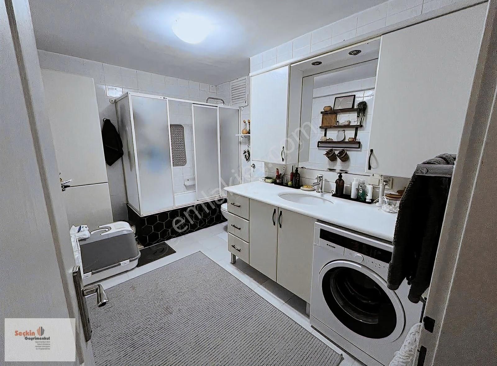 Maltepe Zümrütevlerde Arsapayı 72 M2 Zümrüt Sitesinde 3+1 Güney - Görsel 6