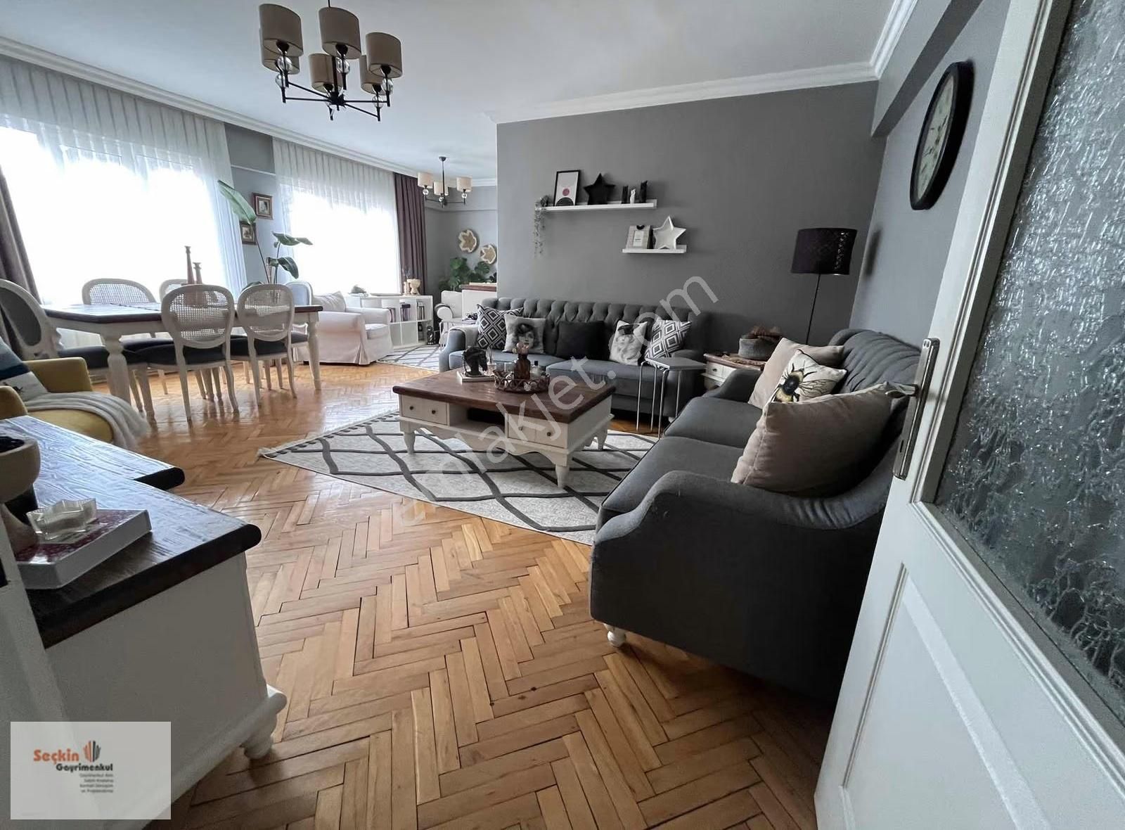 Maltepe Zümrütevlerde Arsapayı 72 M2 Zümrüt Sitesinde 3+1 Güney - Görsel 33