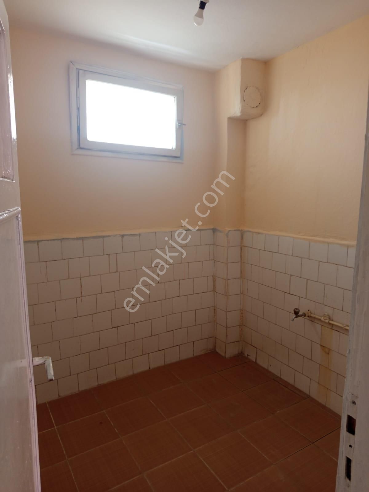 Kiralık Aylık 2+1 Yeşilyurt 3kat Kapalı Mutfak Geniş 2balkon 8,500tl - Görsel 6