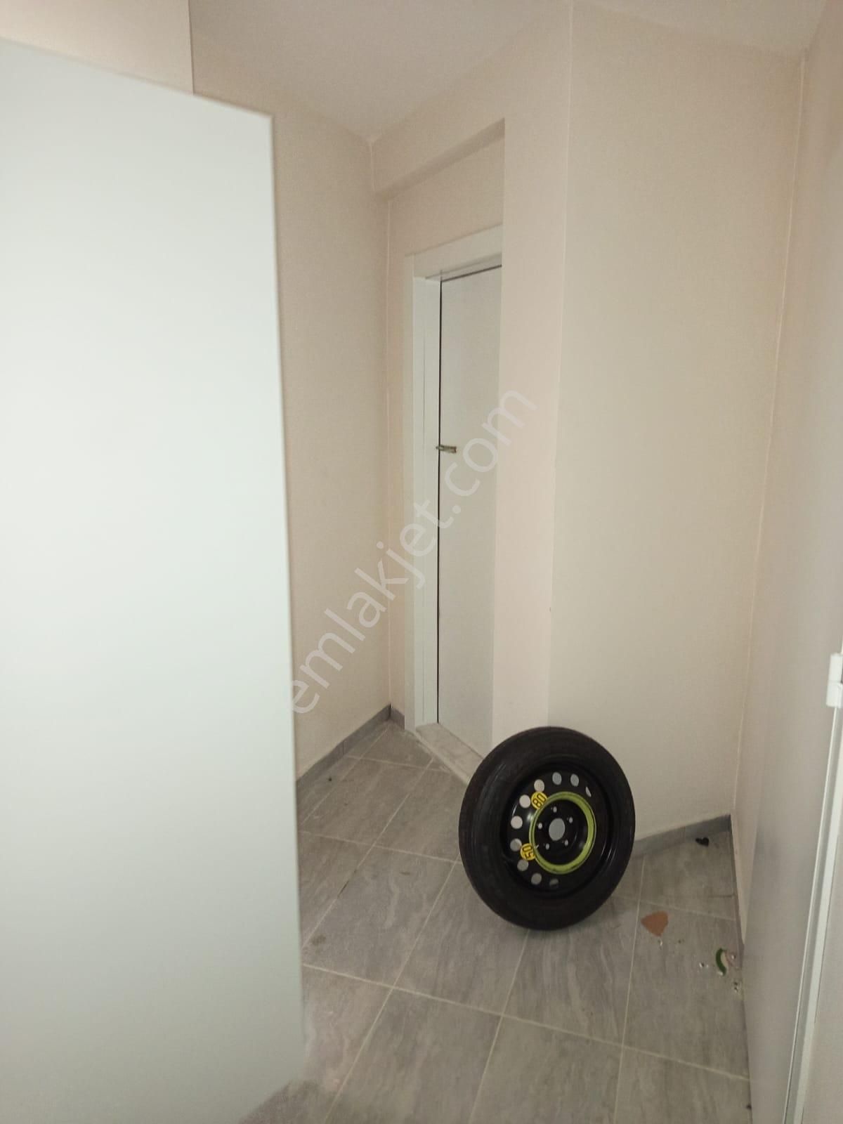 3+1 Huzurevleri 5yaş 14-14katı İzalasyonlu İskanlı Hasarsız Dgaz Boyalı Kgd Cephe 135m2 Kiler*godası - Görsel 5