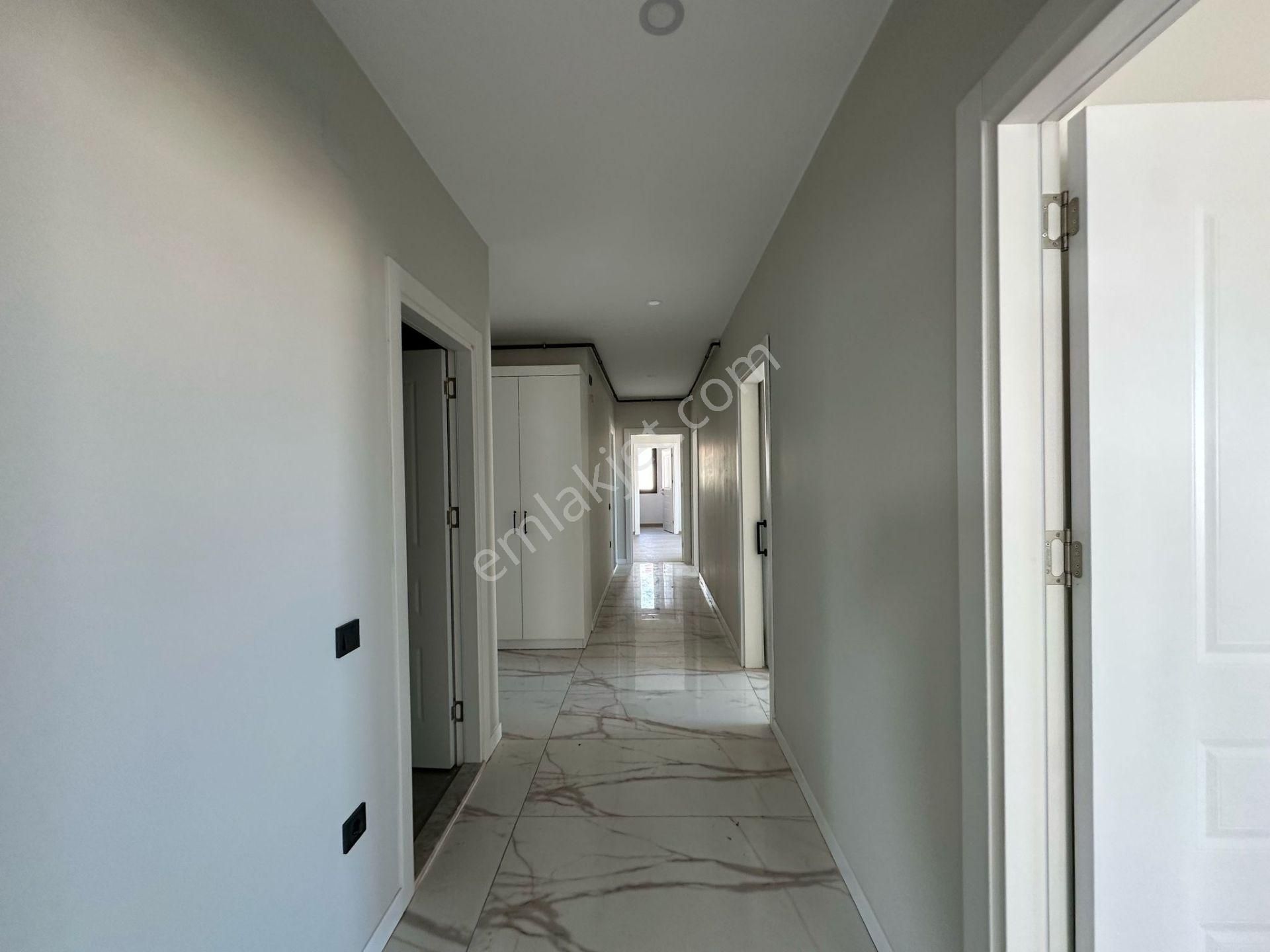 Erdemli Merkezde Satılık 3+1 Sıfır Daire Bağımsız Mutfak - Görsel 13