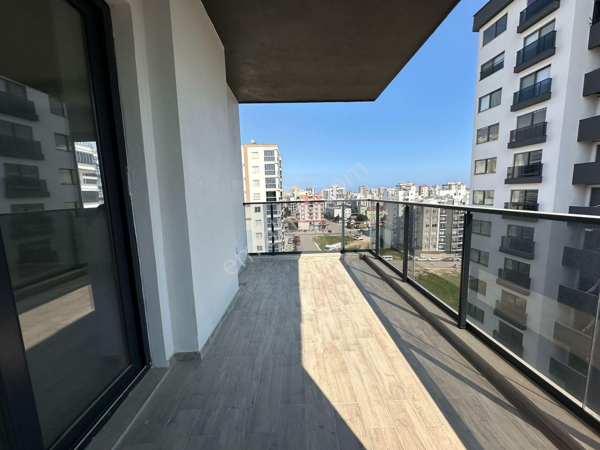 Erdemli Merkezde Satılık 3+1 Sıfır Daire Bağımsız Mutfak - Görsel 24