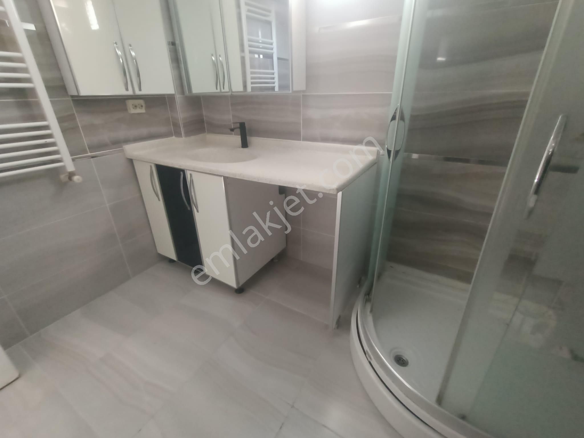Merkezi Konumda Yeni Girne Yakını 3+1 Doğalgazlı Lüks Daire - Görsel 22