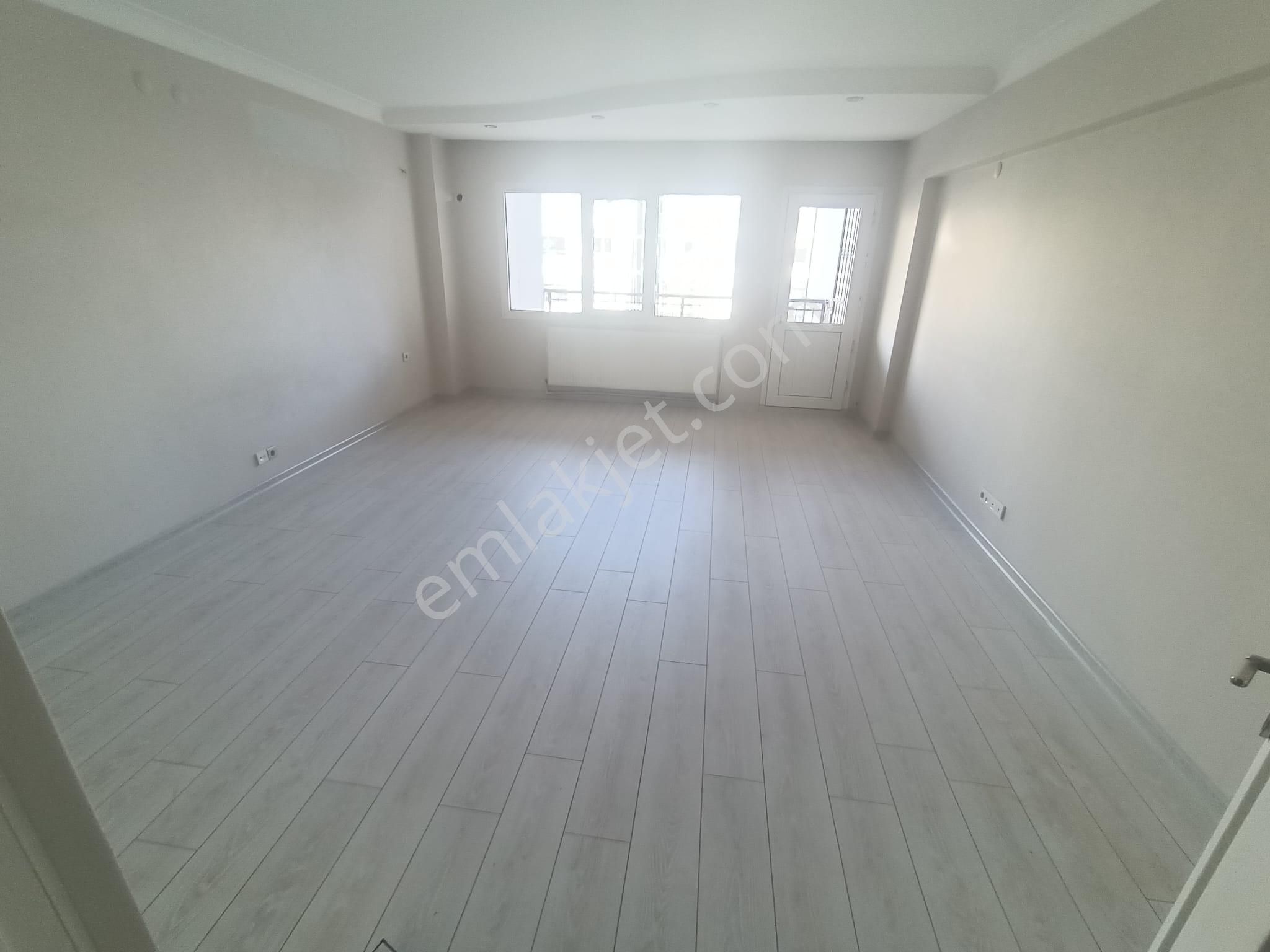 Merkezi Konumda Yeni Girne Yakını 3+1 Doğalgazlı Lüks Daire - Görsel 24