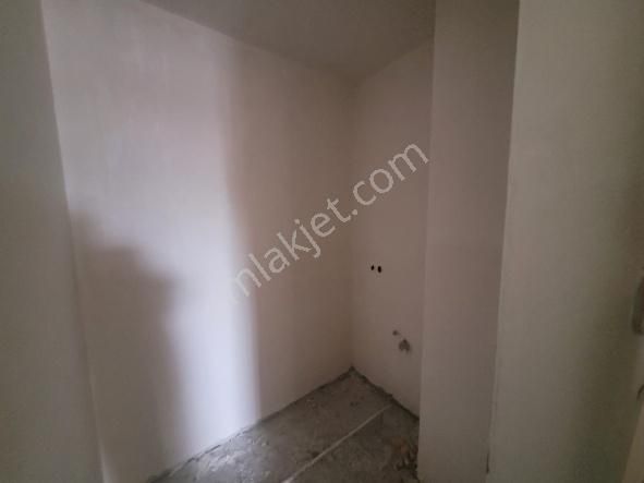 İncirli Caddesine Yürüme Mesafesinde 3+1 Ön Cephe Ferah Daire !! - Görsel 16