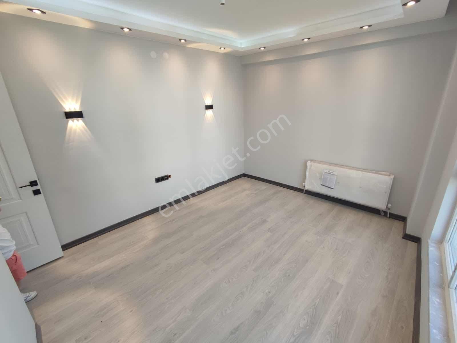 Sütlüce Mh. Cadde Üzerinde Ayrı Mutfaklı Satılık 2+0 Daire - Görsel 10