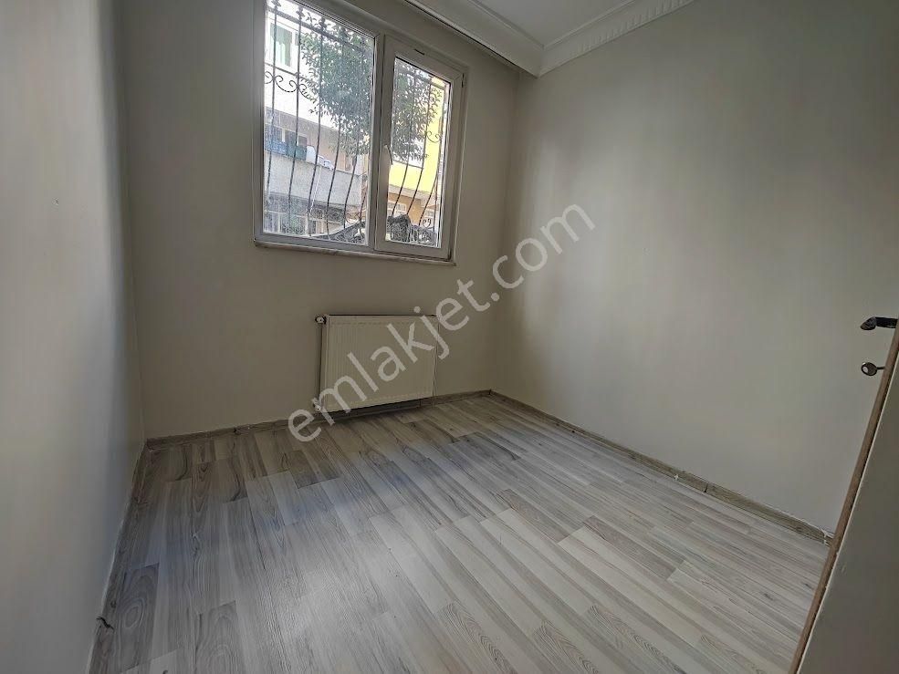 Yıldız Dan Merkez Camisine Yakın Cephesi Açık Ferah 2+1 Bahçe Kat İskanlı - Görsel 9