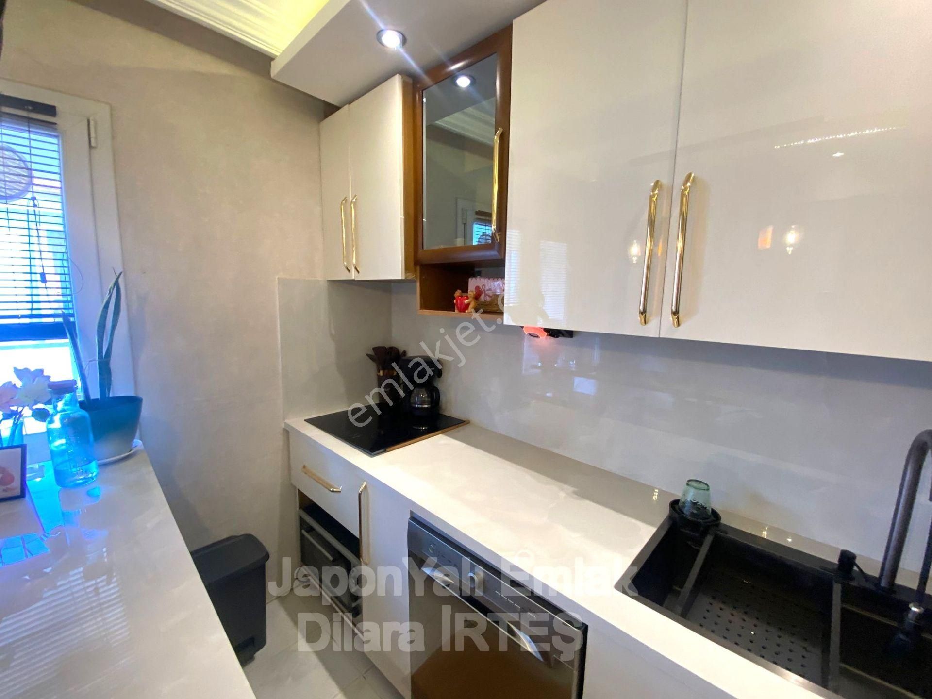 Küçükyalı’da Deniz Manzaralı Asansörlü Eşyalı Kiralık Daire - Görsel 10