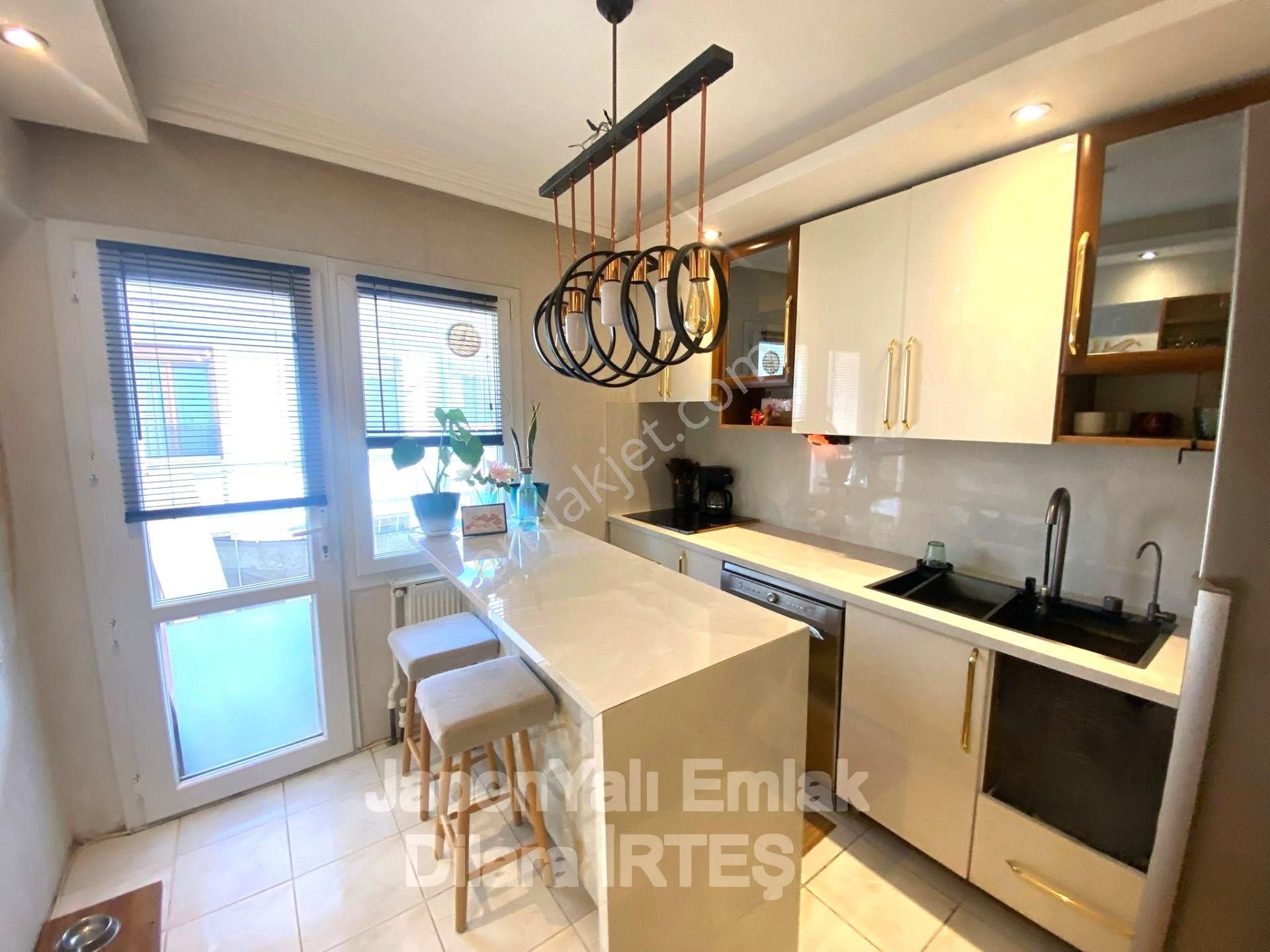 Küçükyalı’da Deniz Manzaralı Asansörlü Eşyalı Kiralık Daire - Görsel 7