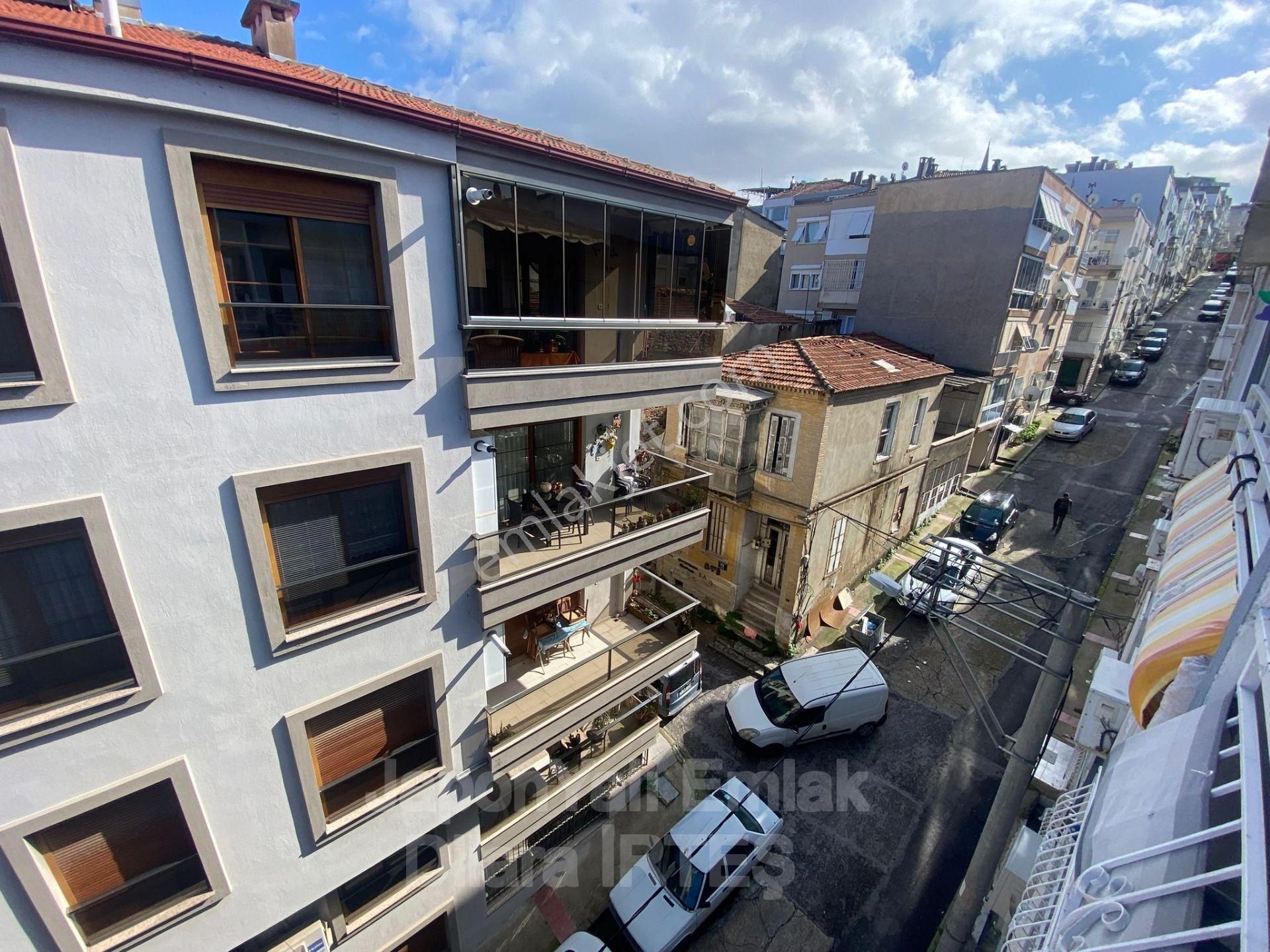 Küçükyalı’da Deniz Manzaralı Asansörlü Eşyalı Kiralık Daire - Görsel 12