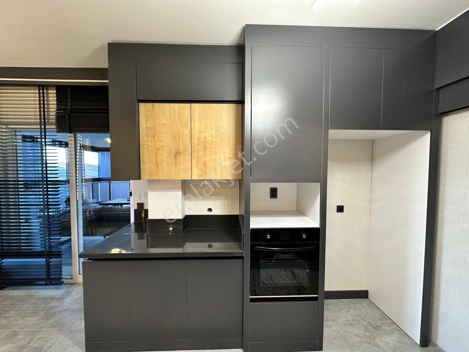 Pursaklar Mehmet Zengin Emlak'tan Kapalı Otoparklı Çift Banyolu 5.kat 4+1 Ultra Lüks Sitede - Görsel 4