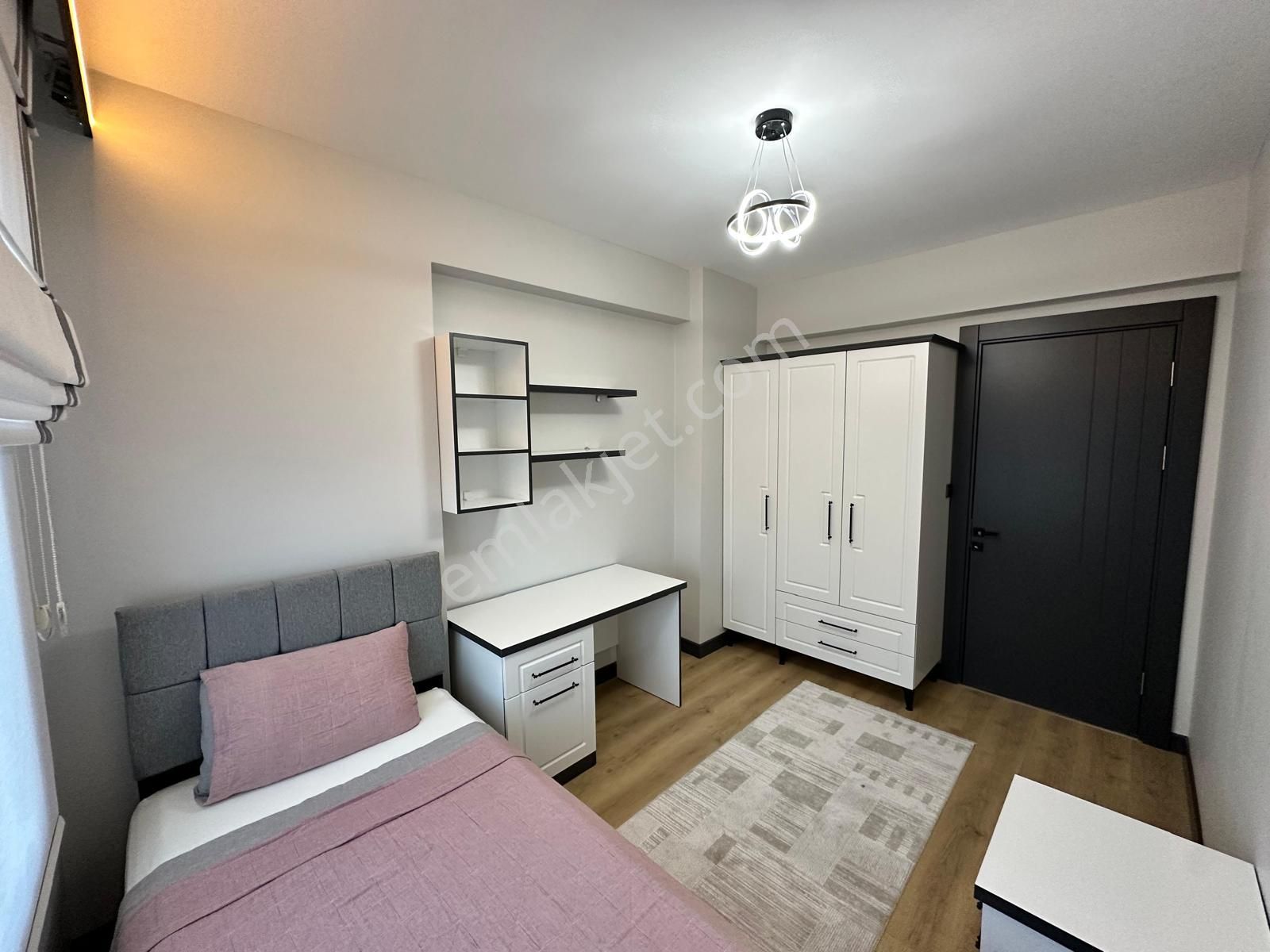 Pursaklar Mehmet Zengin Emlak'tan Kapalı Otoparklı Çift Banyolu 5.kat 4+1 Ultra Lüks Sitede - Görsel 19