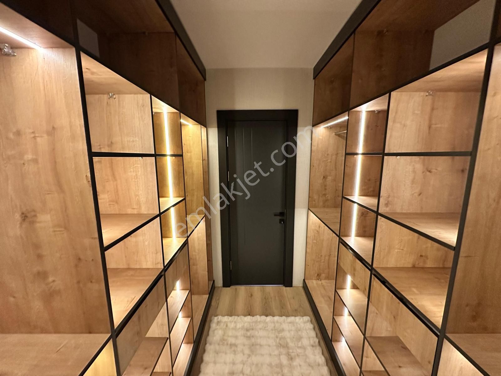 Pursaklar Mehmet Zengin Emlak'tan Kapalı Otoparklı Çift Banyolu 5.kat 4+1 Ultra Lüks Sitede - Görsel 26