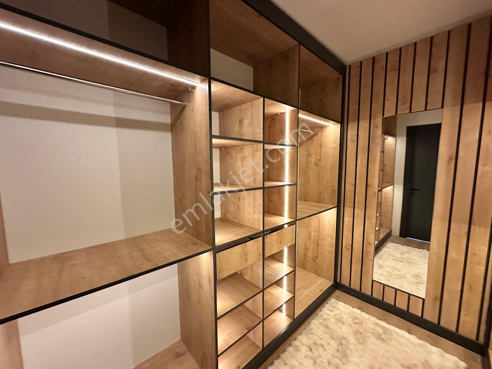 Pursaklar Mehmet Zengin Emlak'tan Kapalı Otoparklı Çift Banyolu 5.kat 4+1 Ultra Lüks Sitede - Görsel 35