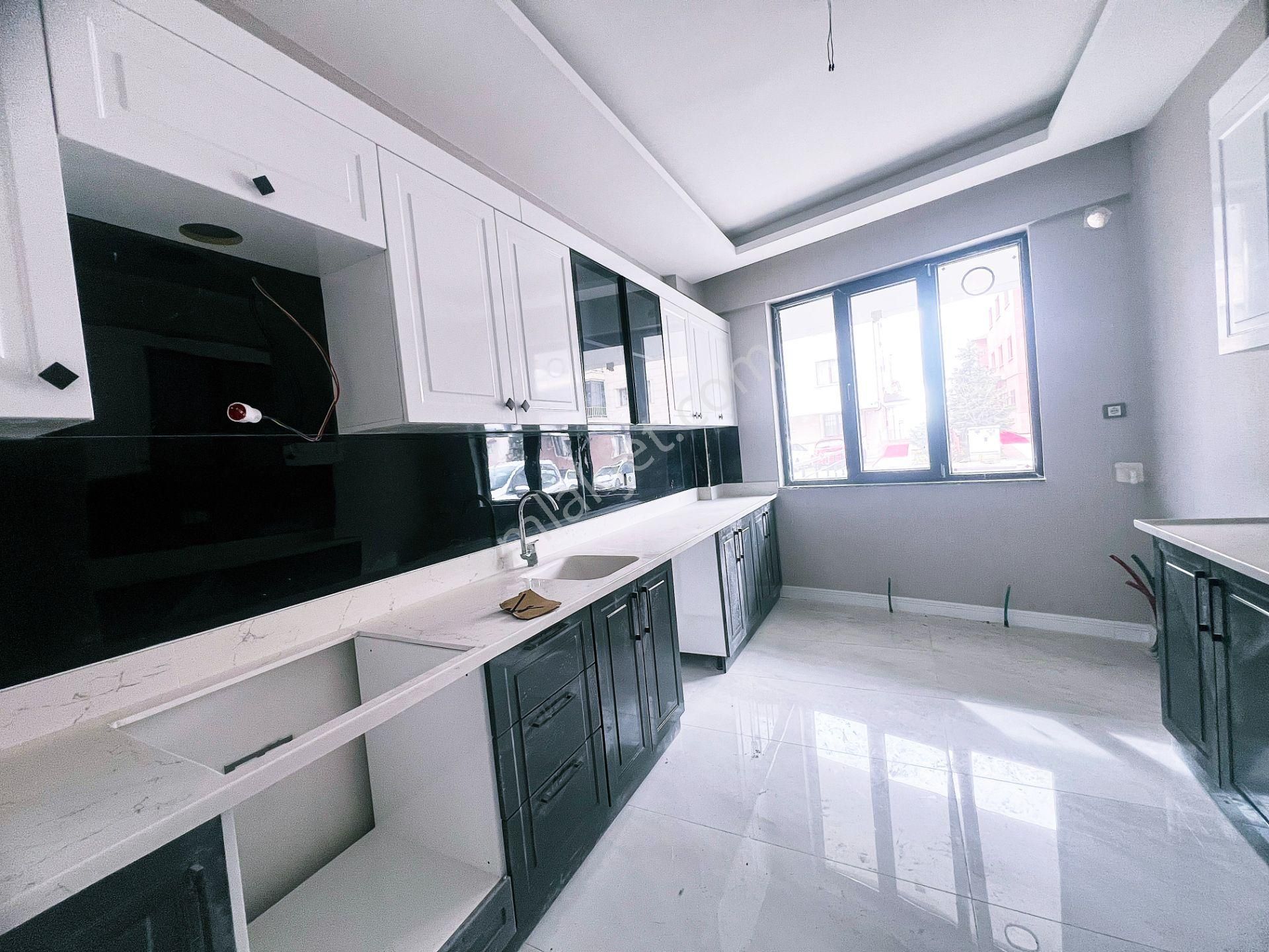 Cihandan Sancaktepe Mahalle Kırıkkaleliler Cadde Üzeri 3+1 Daire - Görsel 4