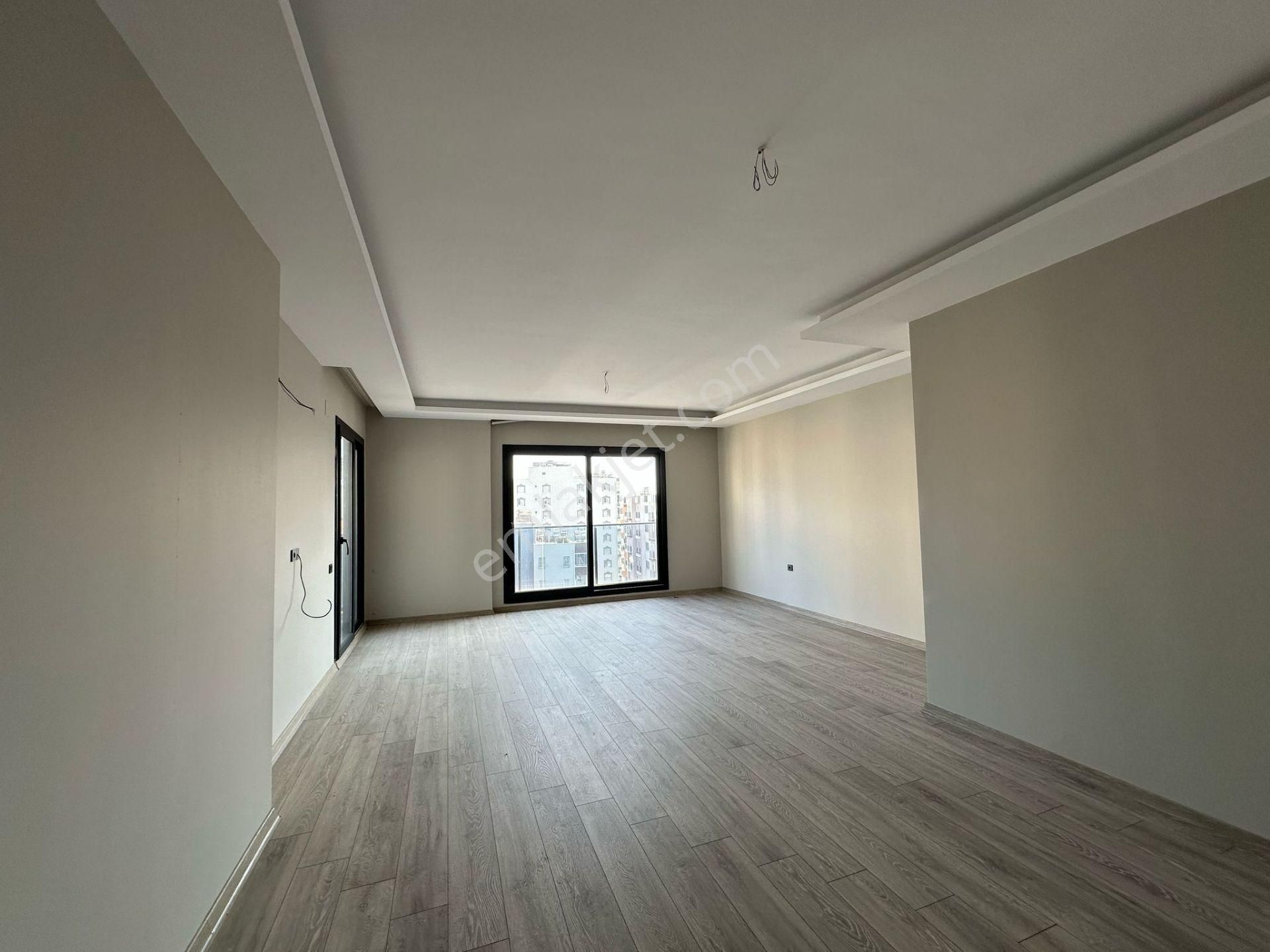 Erdemli Merkezde Satılık 4+1 Sıfır Daire (180m²) - Görsel 40