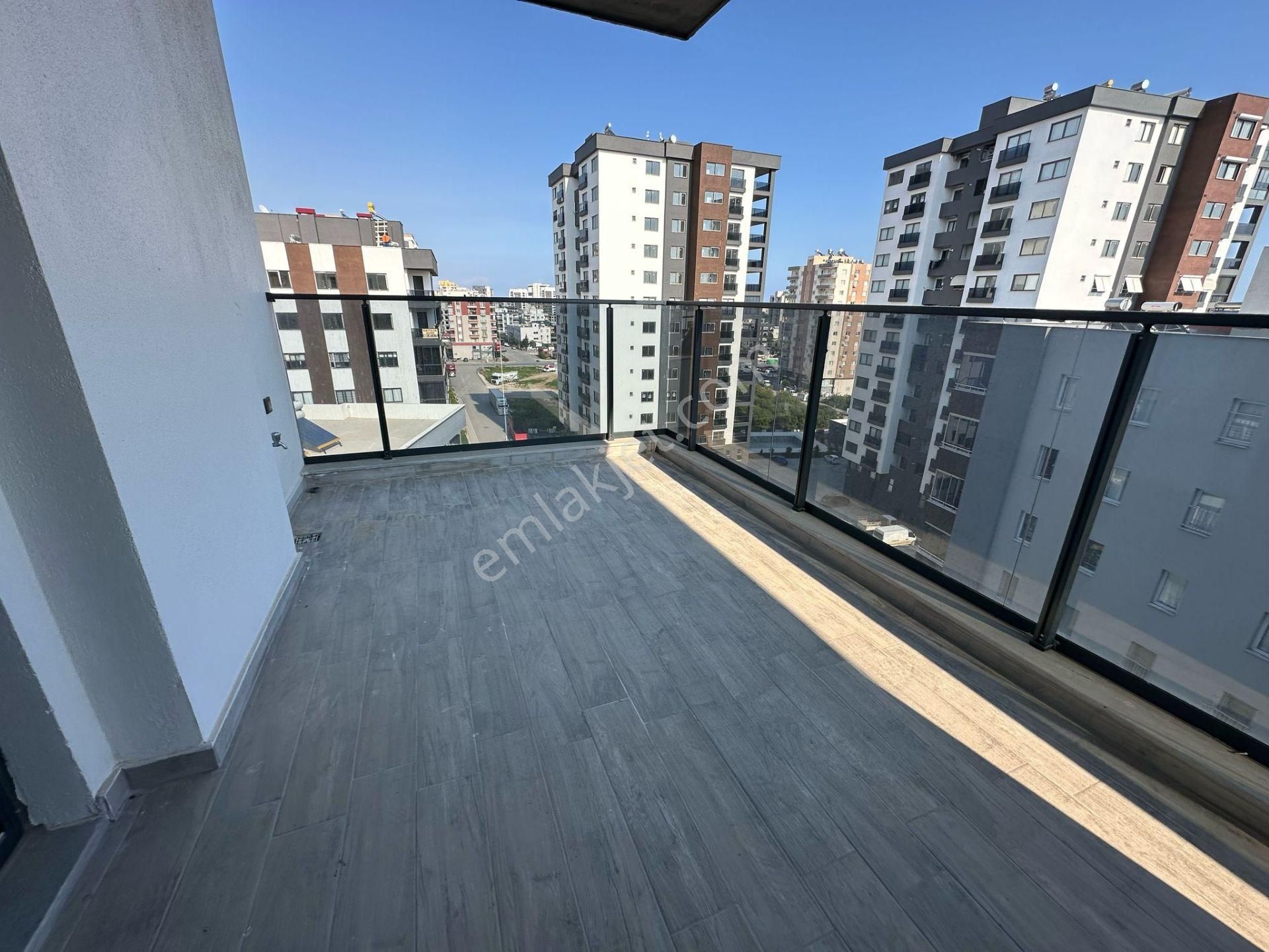 Erdemli Merkezde Satılık 4+1 Sıfır Daire (180m²) - Görsel 43