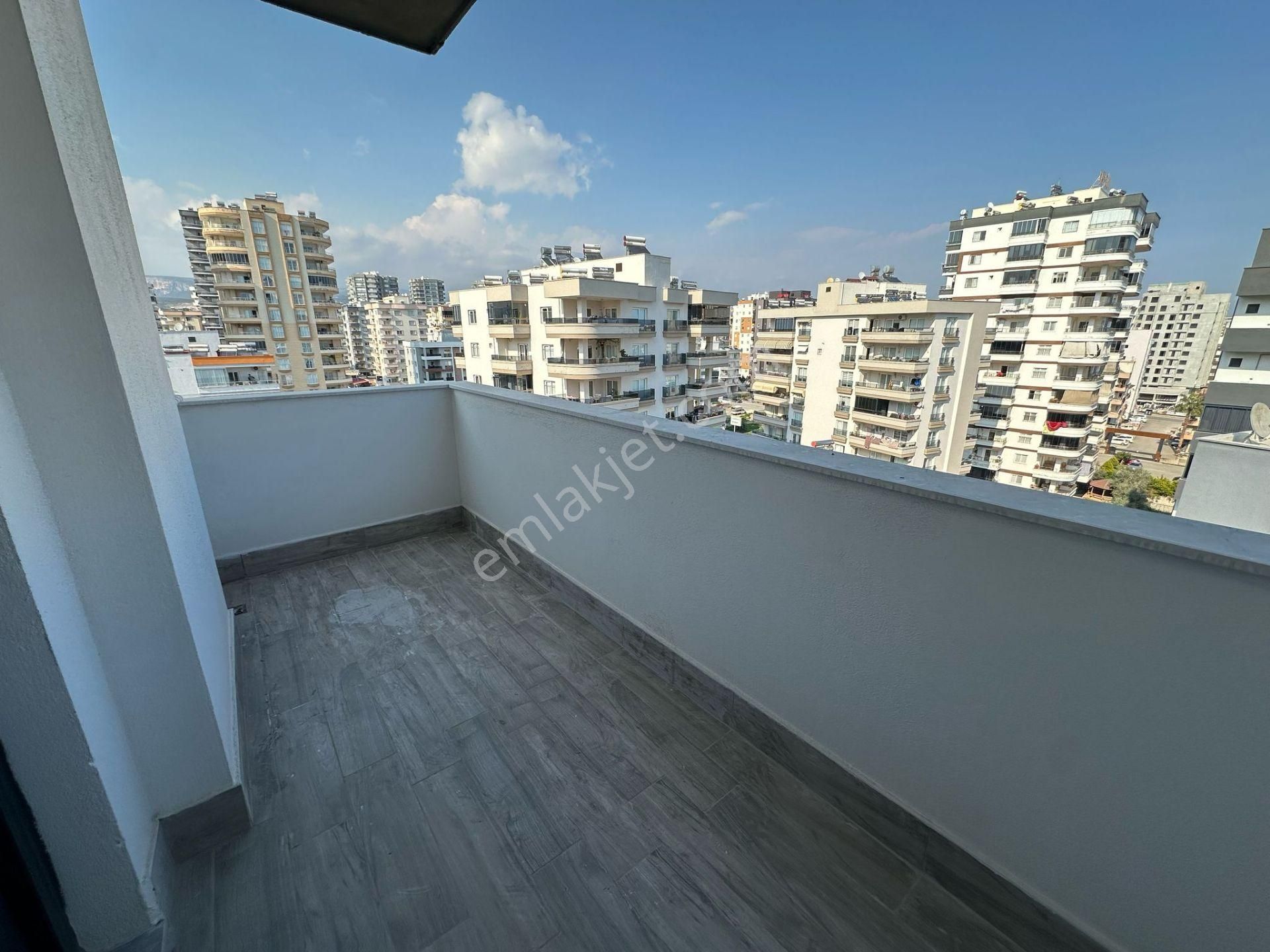 Erdemli Merkezde Satılık 4+1 Sıfır Daire (180m²) - Görsel 34