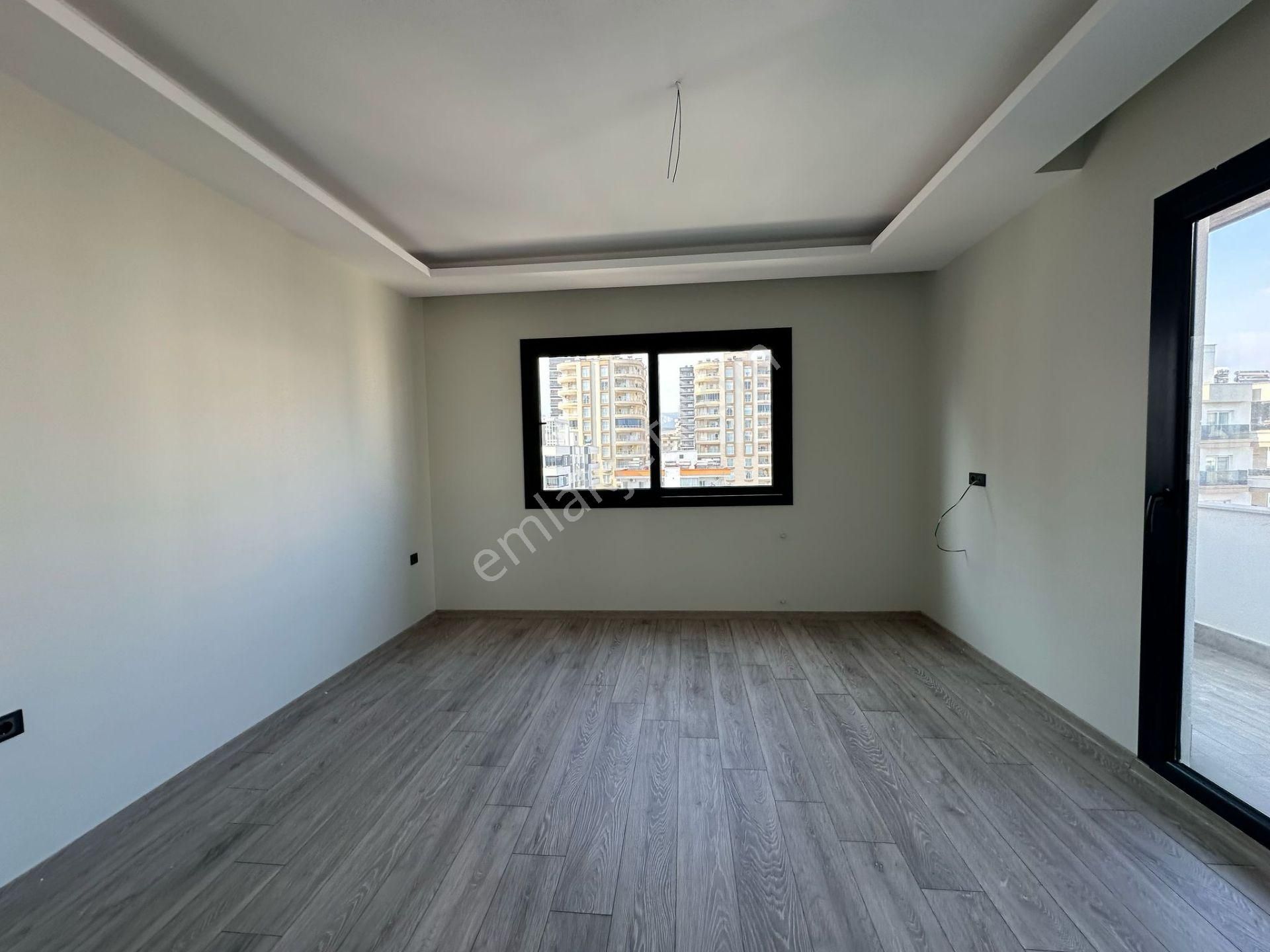 Erdemli Merkezde Satılık 4+1 Sıfır Daire (180m²) - Görsel 33