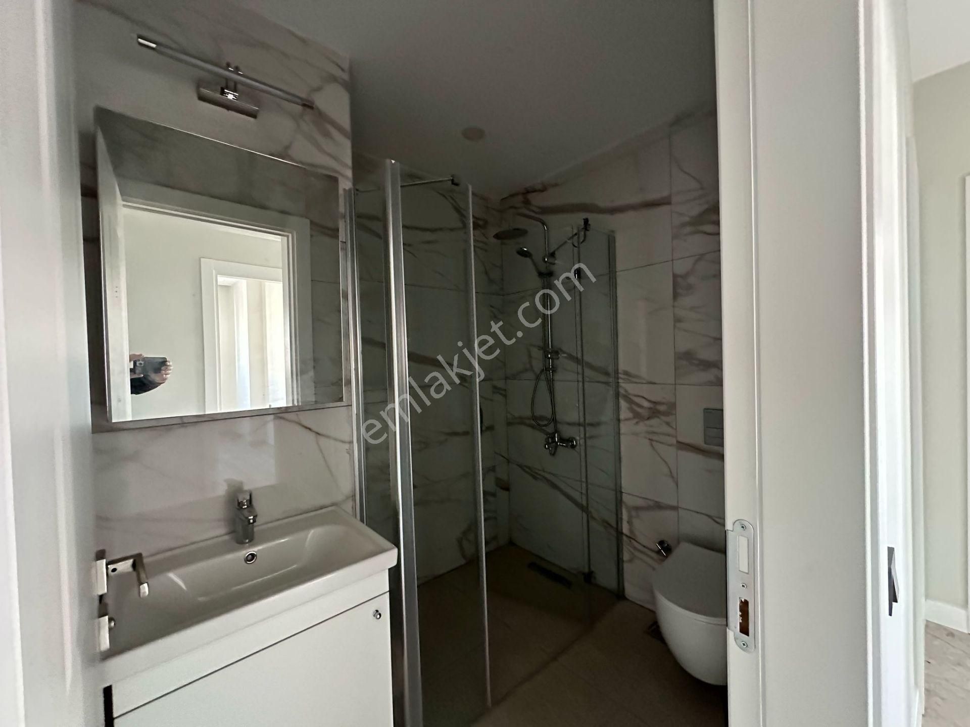 Erdemli Merkezde Satılık 4+1 Sıfır Daire (180m²) - Görsel 42