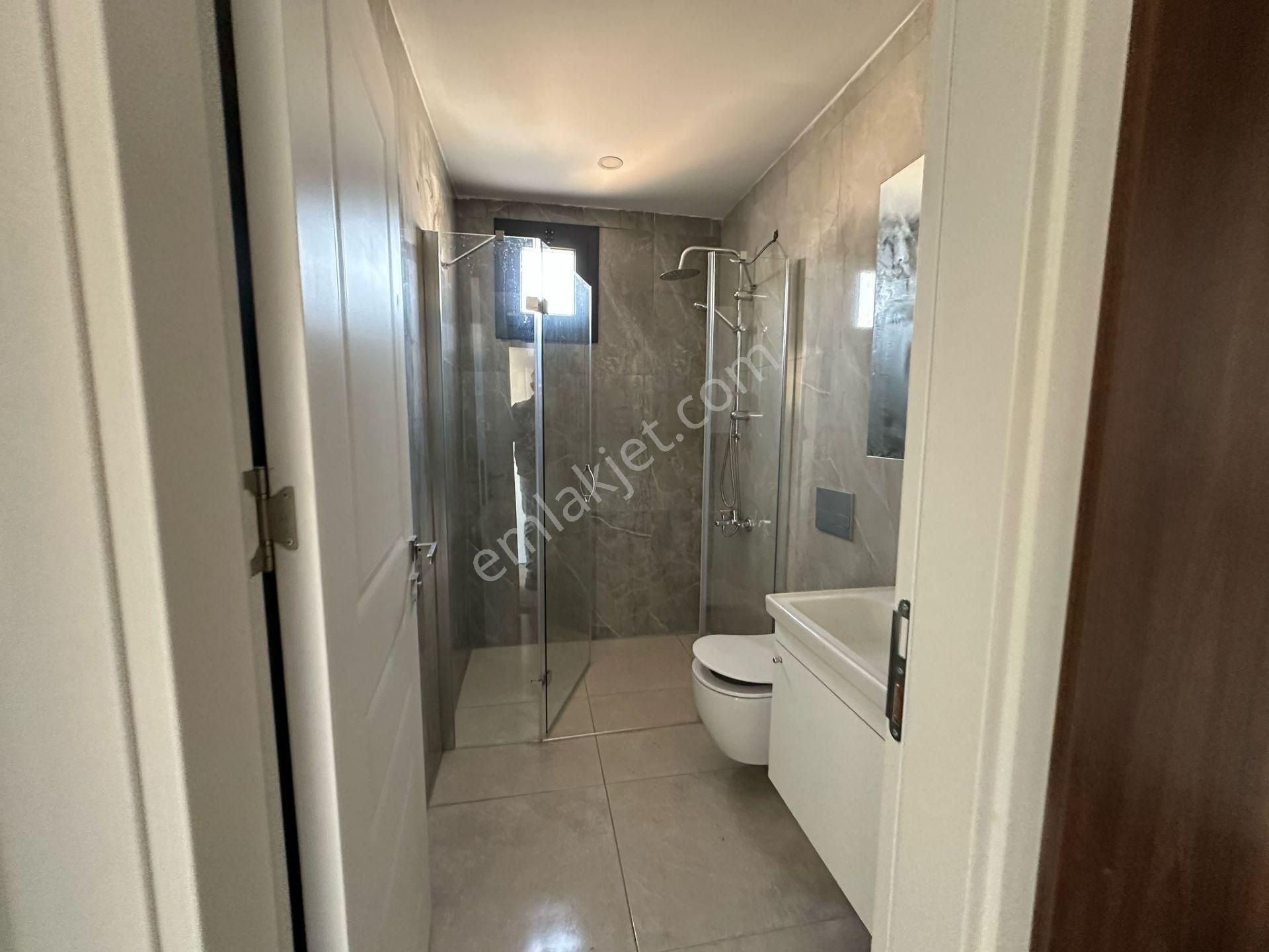 Erdemli Merkezde Satılık 4+1 Sıfır Daire (180m²) - Görsel 27