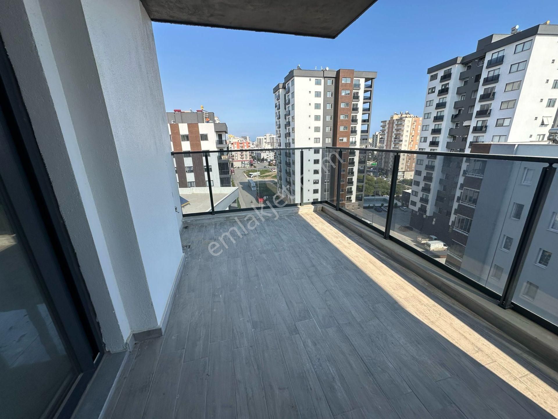 Erdemli Merkezde Satılık 4+1 Sıfır Daire (180m²) - Görsel 18