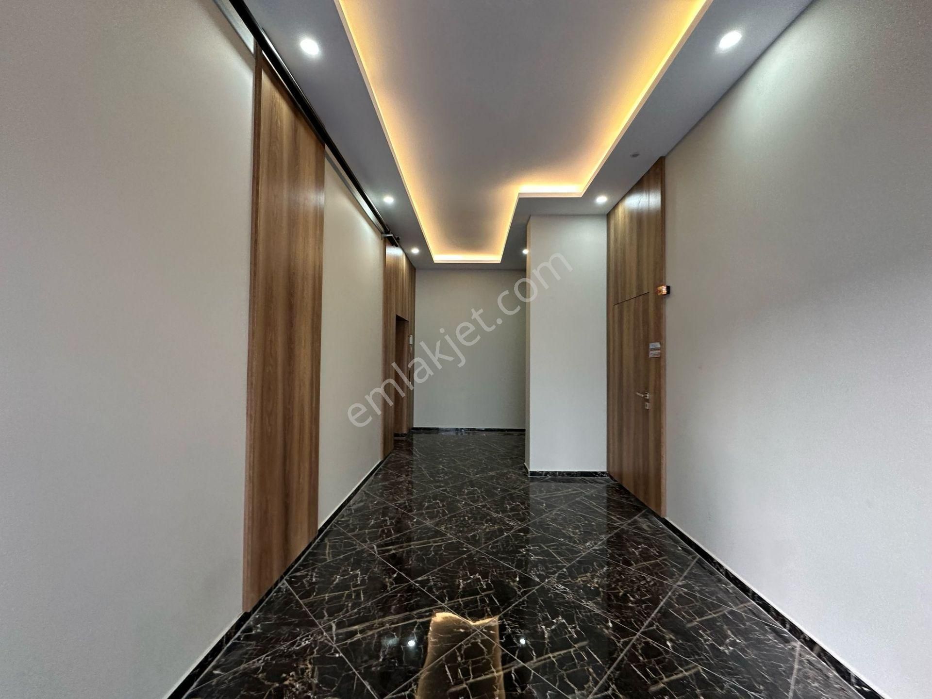 Erdemli Merkezde Satılık 4+1 Sıfır Daire (180m²) - Görsel 3