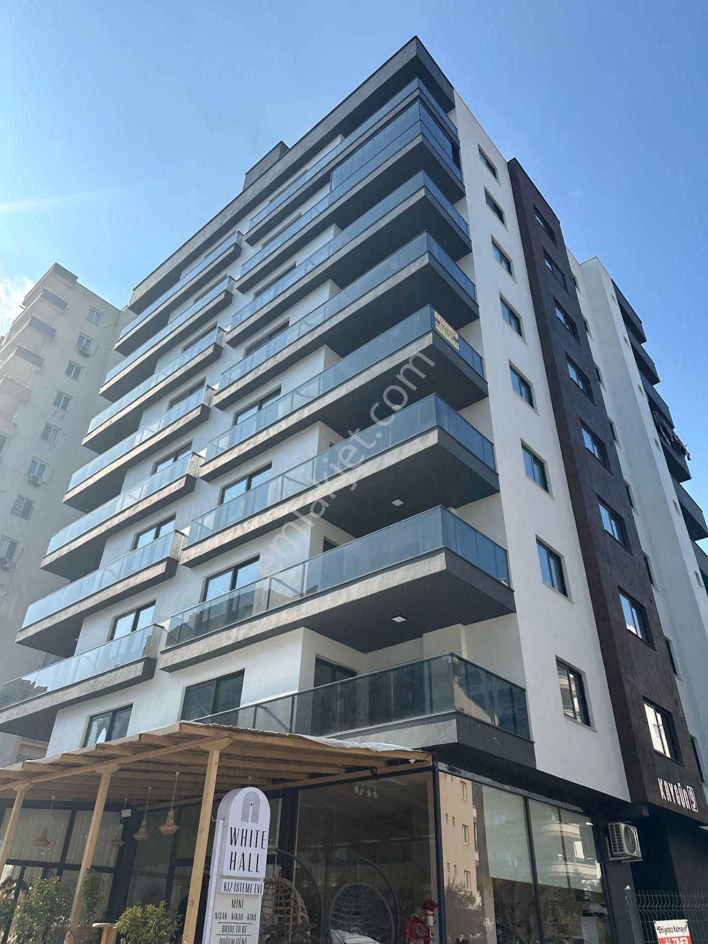 Erdemli Merkezde Satılık 4+1 Sıfır Daire (180m²) - Görsel 2